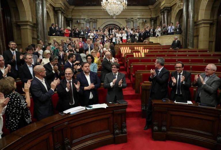 Ιστορική μέρα στην Ισπανία – Δημοψήφισμα για την ανεξαρτησία της Καταλονίας την 1η Οκτωβρίου!